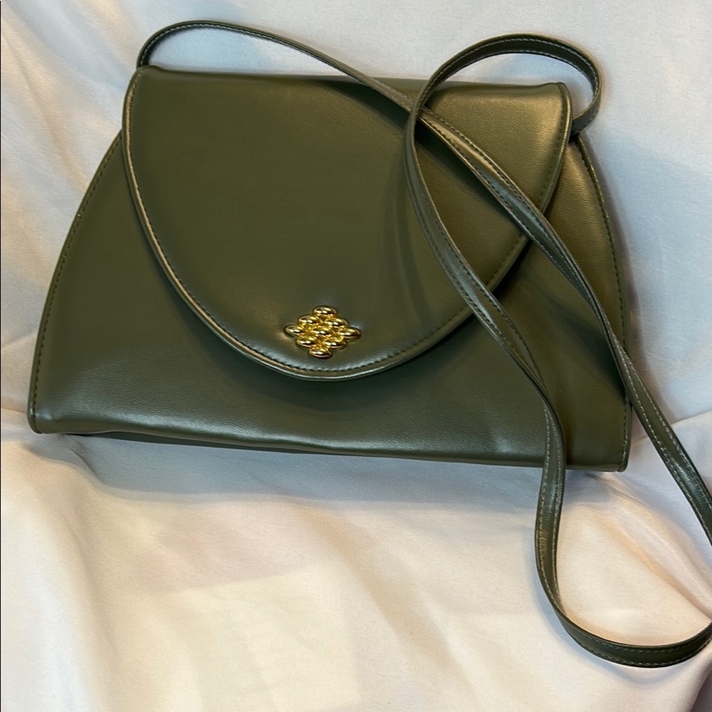 Elegant Green Leather Shoulder Bag